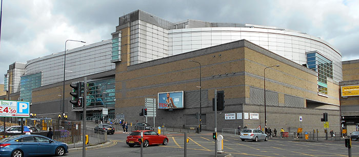 Manchester_Arena_exterior,_(3)_May19